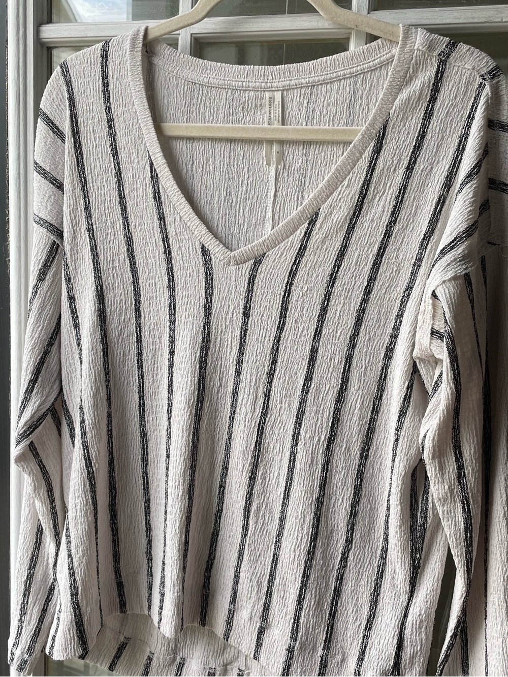 Anthropologie Top - Picture 2 of 4